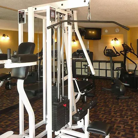Quality Inn & Suites Lawrence - University Area 
