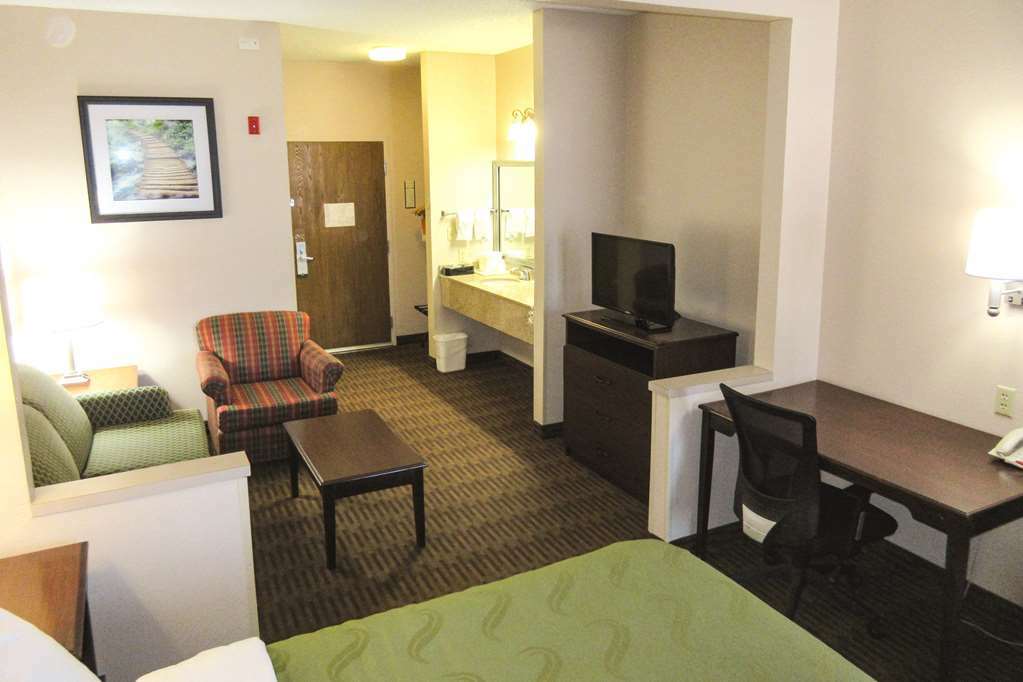 Quality & - Area Hotel