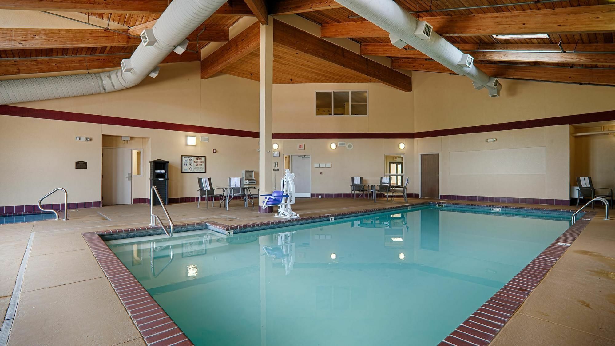 Quality & - Area Hotel Lawrence